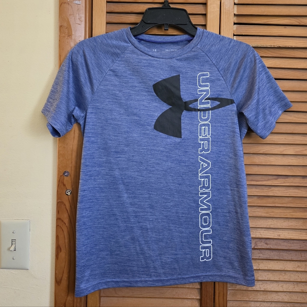 EUC Under Armour Kids Heathered Blue Heat Gear Tee Size YXL